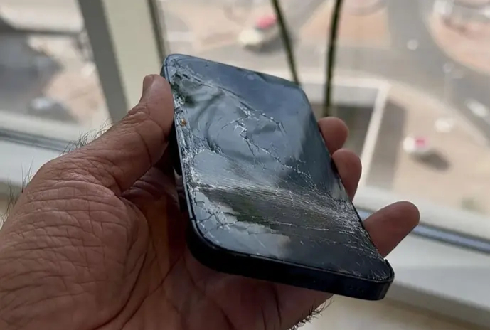 Broken iPhone data recovery at My Celcare JLT Dubai