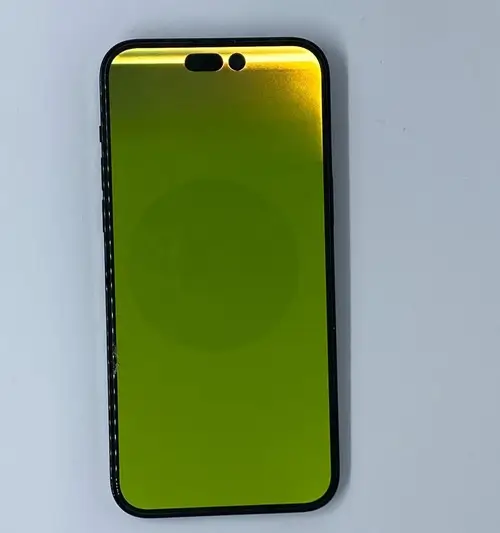 iPhone 14 Pro green line screen repair at My Celcare JLT Dubai
