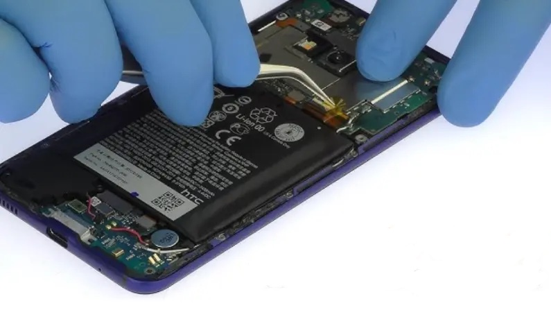 HTC repair service in Dubai at My Celcare JLT