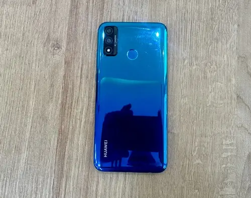 Huawei phone repair Dubai - screen, battery and chip-level fixes at My Celcare JLT